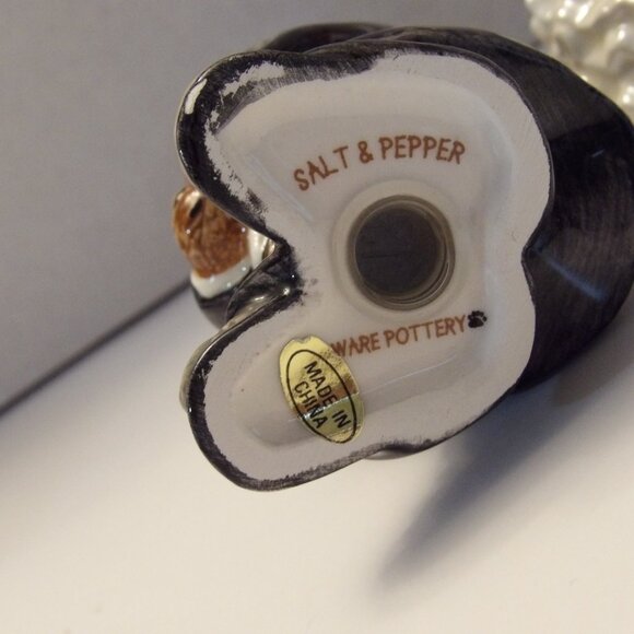 Bearware Pottery | Wedding Salt & Pepper Shaker } EUC - Picture 7 of 8